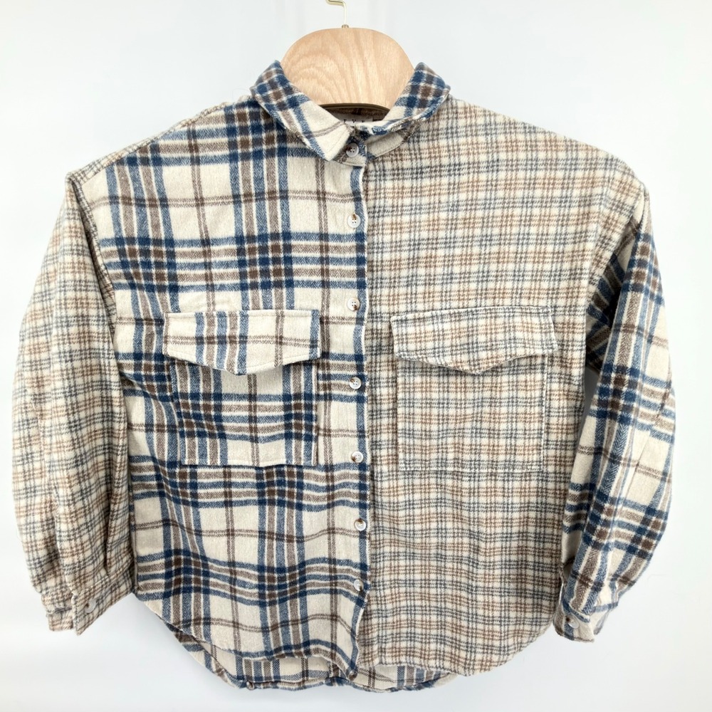 HYFVE Mixed Plaid Shacket Women Small Blue Tan Button Down Flannel Shirt Jacket